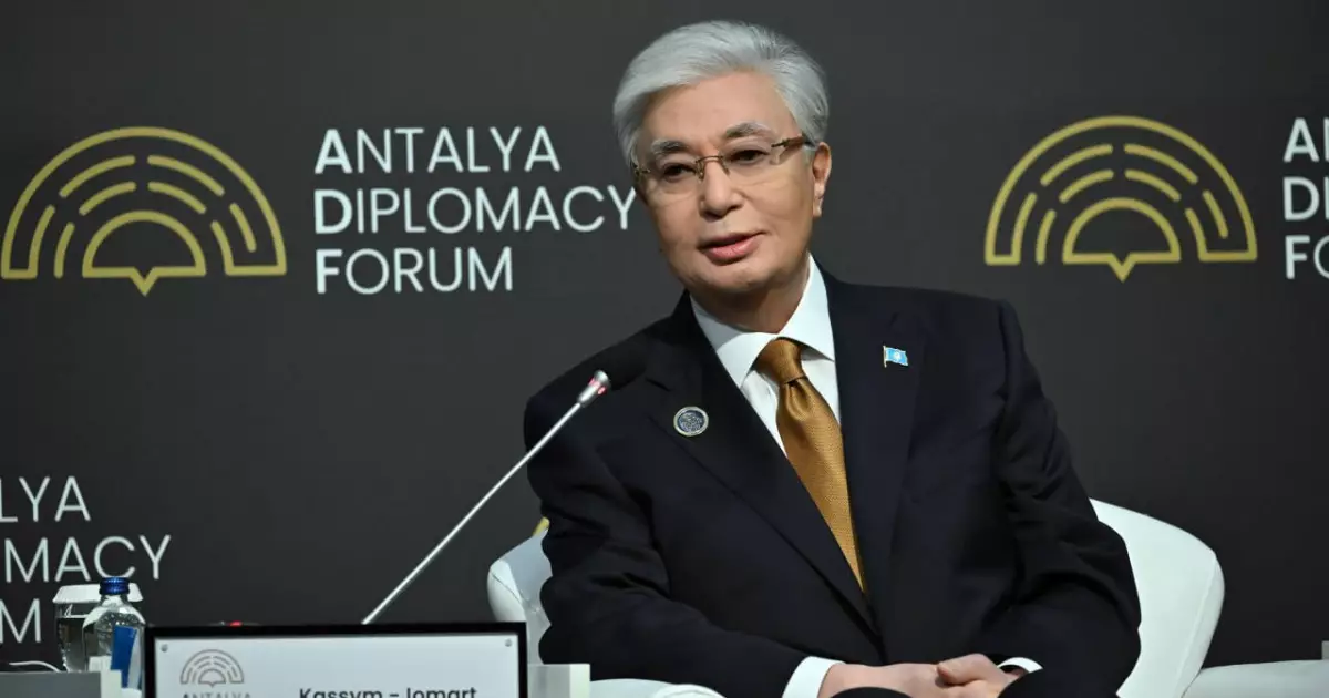   Мемлекет басшысы жаһандық сын-қатерлер туралы пікір білдірді   