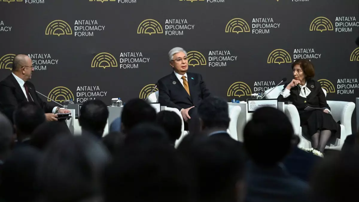 Токаев высказался о ситуации на Ближнем Востоке и назвал качества современных лидеров