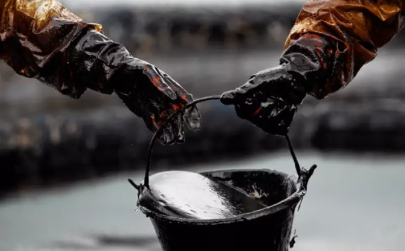 Нефть подешевела более чем на 10% за два часа