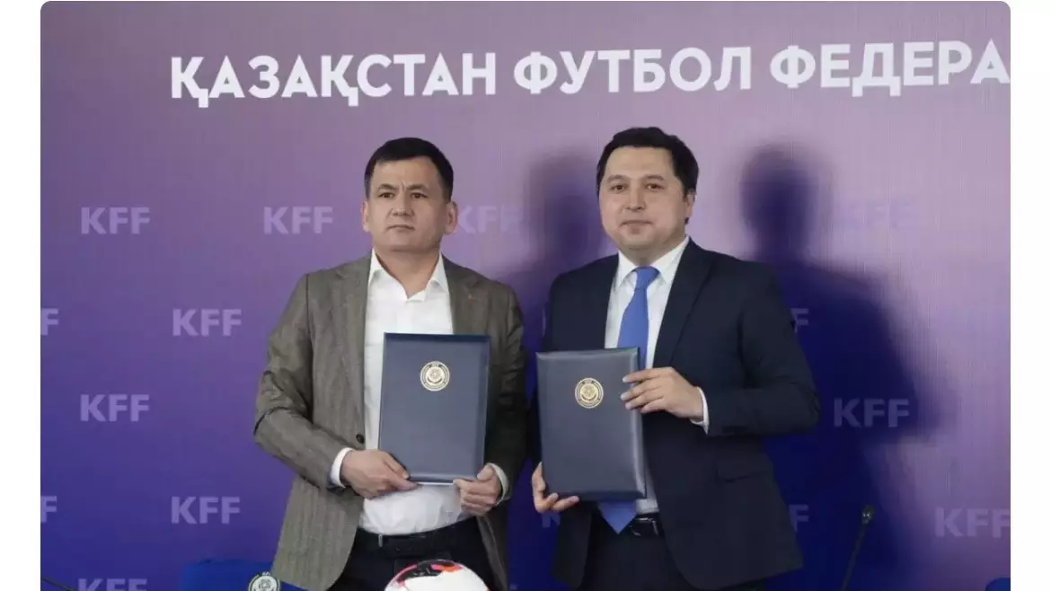 Отандық футболшылар енді спортпен кітап оқуды қатар алып жүреді