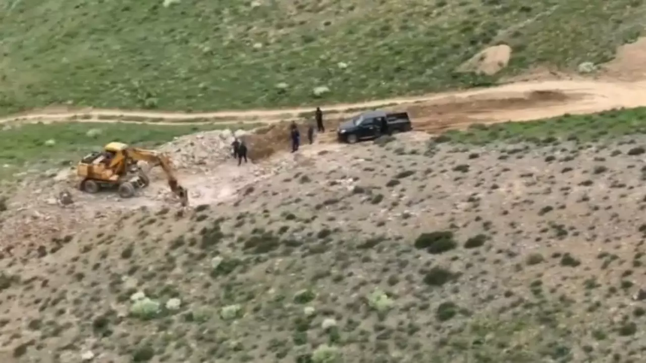 Незаконную добычу барита пресекли в Туркестанской области