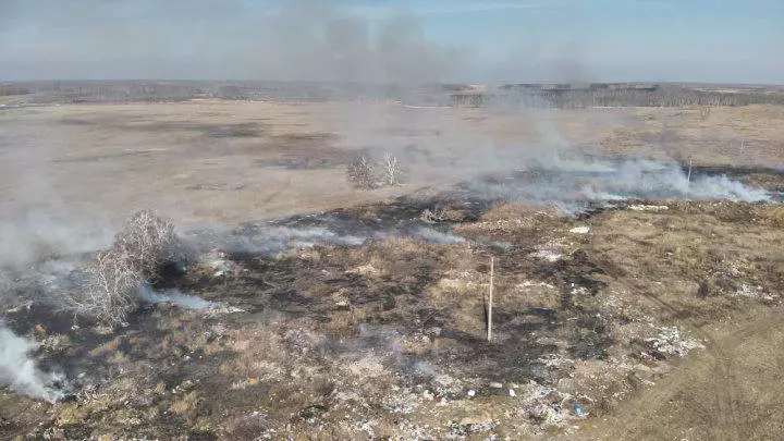 Өрт аумағы – 1 гектар: СҚО-да қоқыс полигоны өртенді