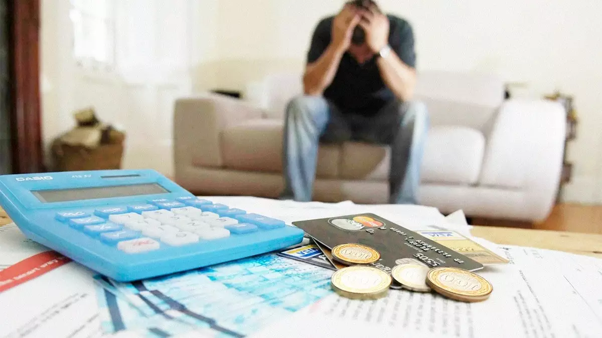 Қазақстанда заңсыз несиелер көбейді: Депутат банктерге қатысты дабыл қақты