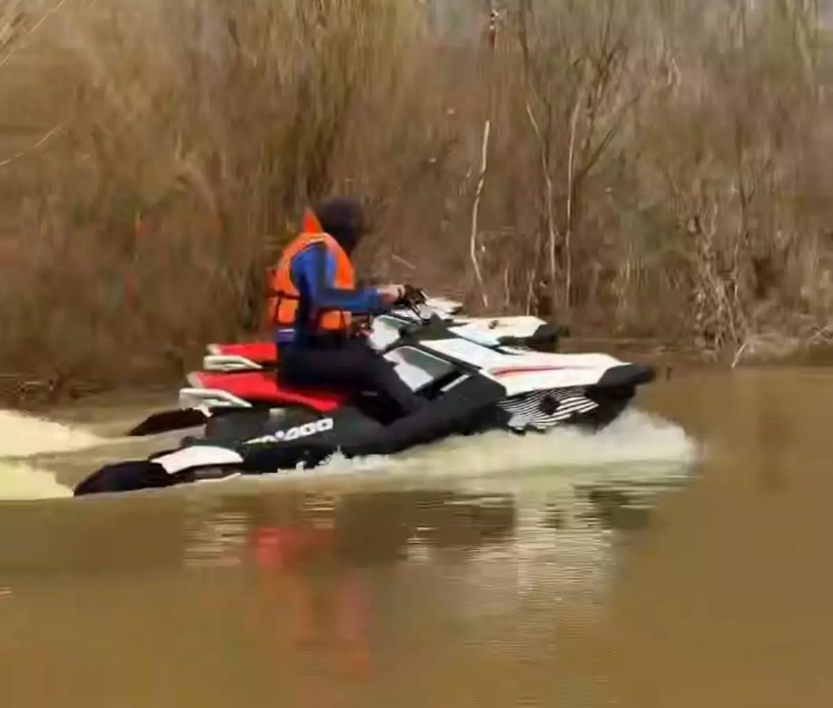 Үміт үзілді: Ақтөбеде жоғалған 10 жасар баланың денесі өзеннен шықты