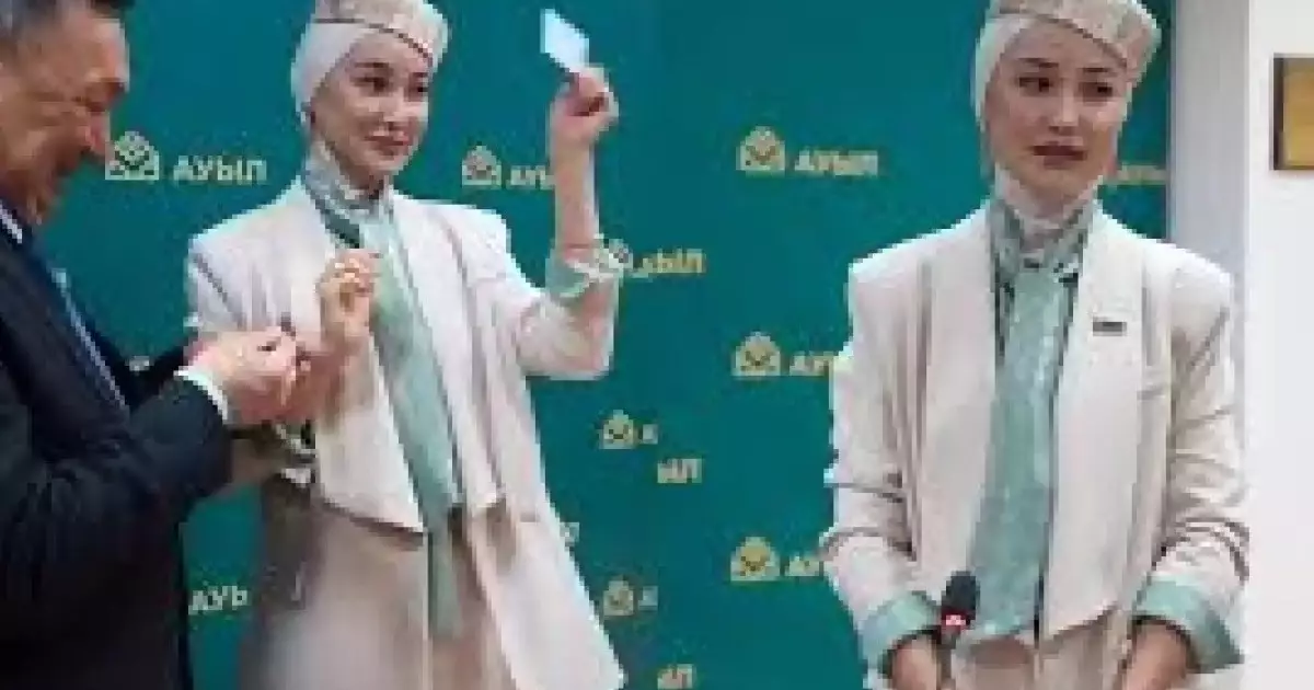  «Саясатта несі бар?»: партия қатарына қосылған Мөлдір Әуелбекова сынға қалды 