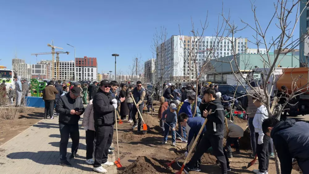 “Союз отцов“ с детьми поддержал инициативу “Таза Қазақстан“