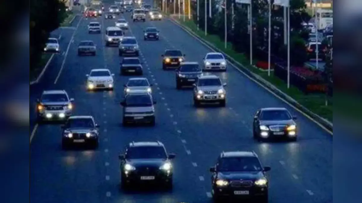 Алматының ірі даңғылында қауіпті жарыс ұйымдастырған жүргізушілер жауапқа тартылды