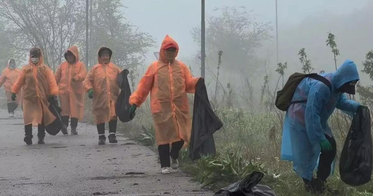  «Мөлдір бұлақ»: Алматыда өзен жағалаулары мен қоғамдық кеңістіктер тазартылды 