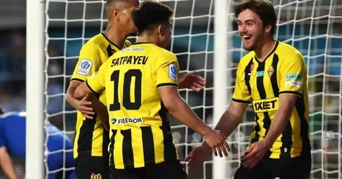  Сәтпаевтың голы Эдмилсонға жазылды: `Қайрат` ҚПЛ-да көш бастады 