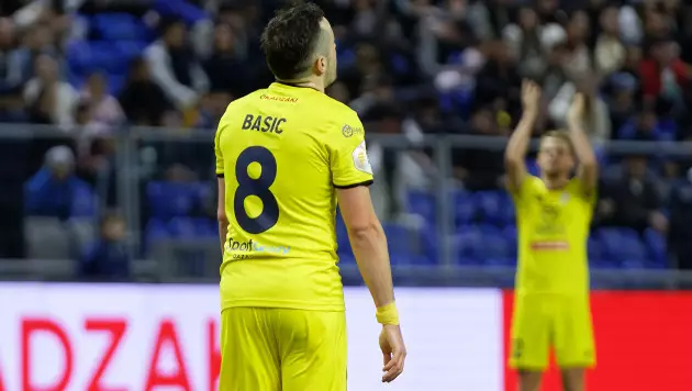 Бабаян высказался о случайных голах и спорном пенальти после игры с "Елимаем"