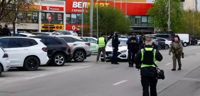 Есть погибшие: в Киеве стрелок захватил заложников