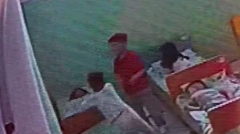 В детском саду в Мангистау разгорелся скандал после жалоб родителей на агрессию ребенка