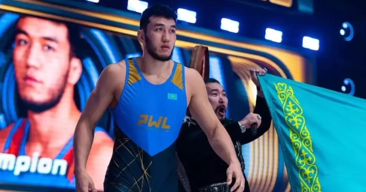  Ризабек Айтмұқан АҚШ палуанын жеңіп тұрып жеңіліп қалды 