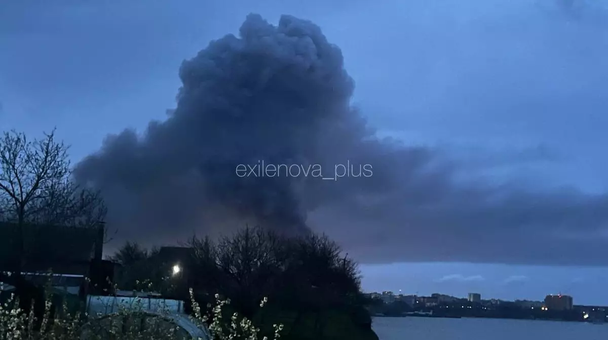 ВСУ ударили по заводу "Атлант Аэро" в Таганроге и порту в Ейске: трое раненых