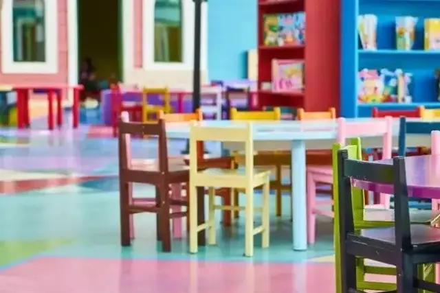 «Бір жерлеріңді кесіп аламын»: Маңғыстаудағы балабақшалардың бірінде шу шықты