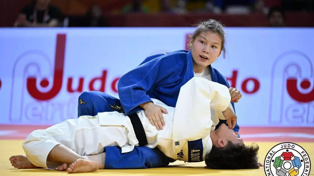 Сборная Казахстана по дзюдо завоевала серебро чемпионата Азии