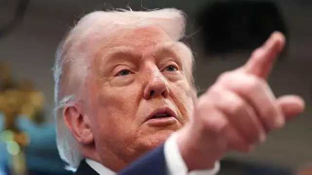 «Бәріне нүкте қоятын уақыт келді!»: Трамп Иран билігіне қатаң талап қойды