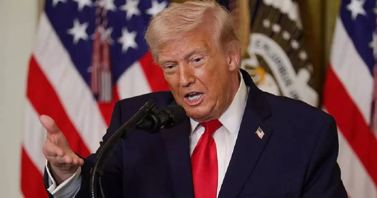  Ақ үйдегі дүрбелең: Трамп бірнеше сағат бойы ашуланған 