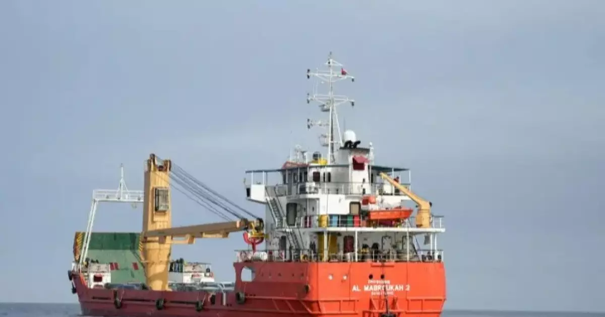  Иран Ормуз бұғазын қайта жапты: бірнеше коммерциялық кеме шабуылға ұшырады 