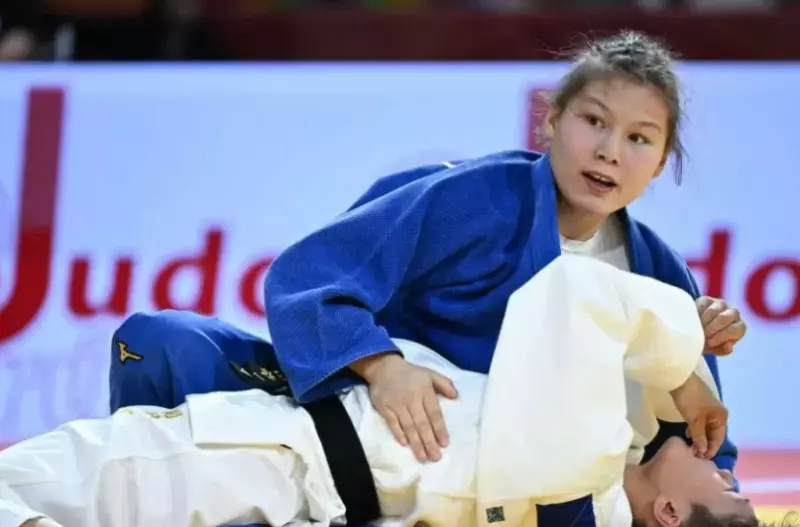Казахстан взял серебро ЧА по дзюдо в командном турнире