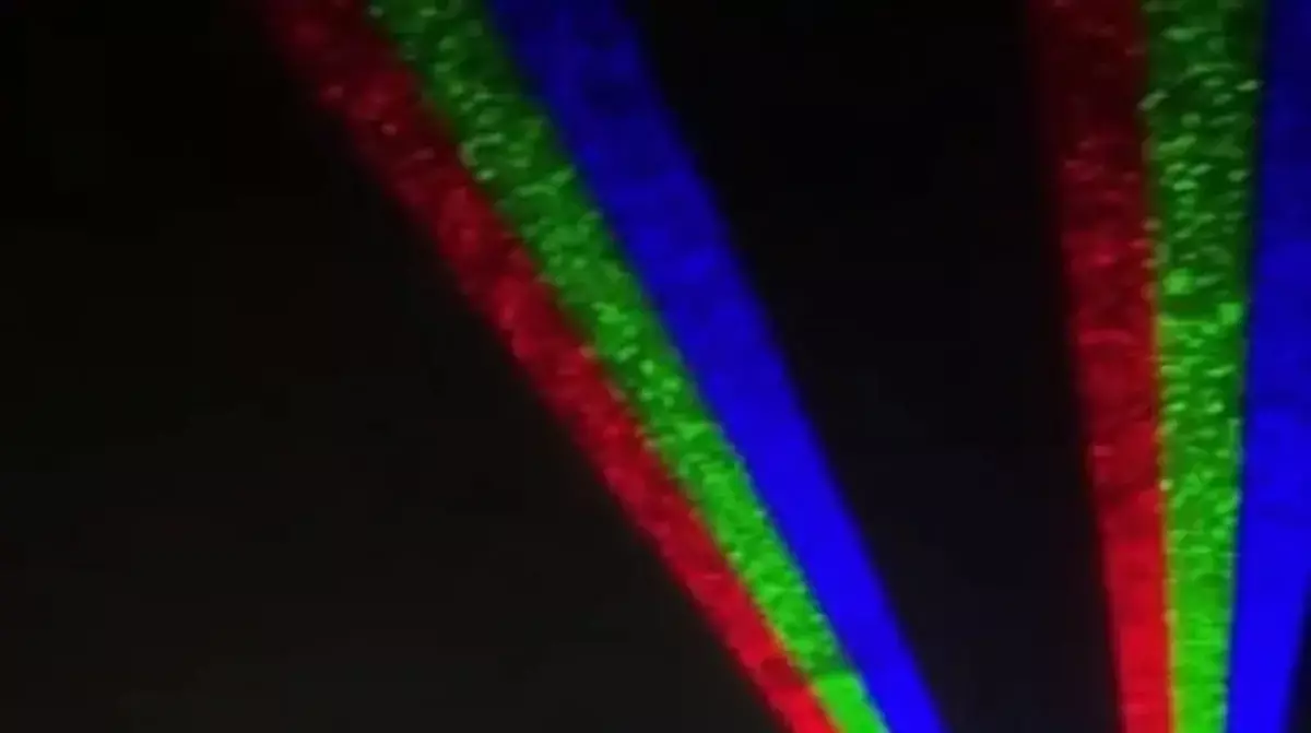 На трассах Казахстана появились лазерные линии: зачем их внедряют - новости на Lada.kz 19.04.2026