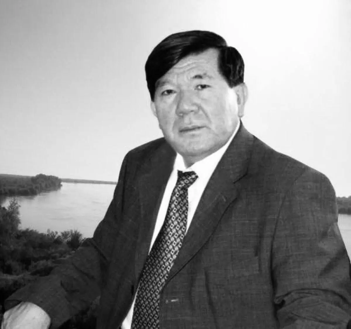 Қазақ әдебиеті ауыр қазаға ұшырады: Мұхтар Шаханов қайтыс болды