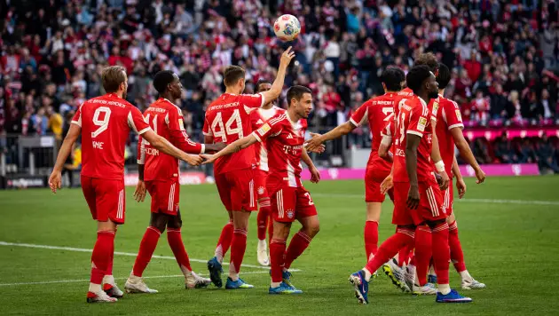 "Бавария" устроила шоу с шестью голами и досрочно стала чемпионом