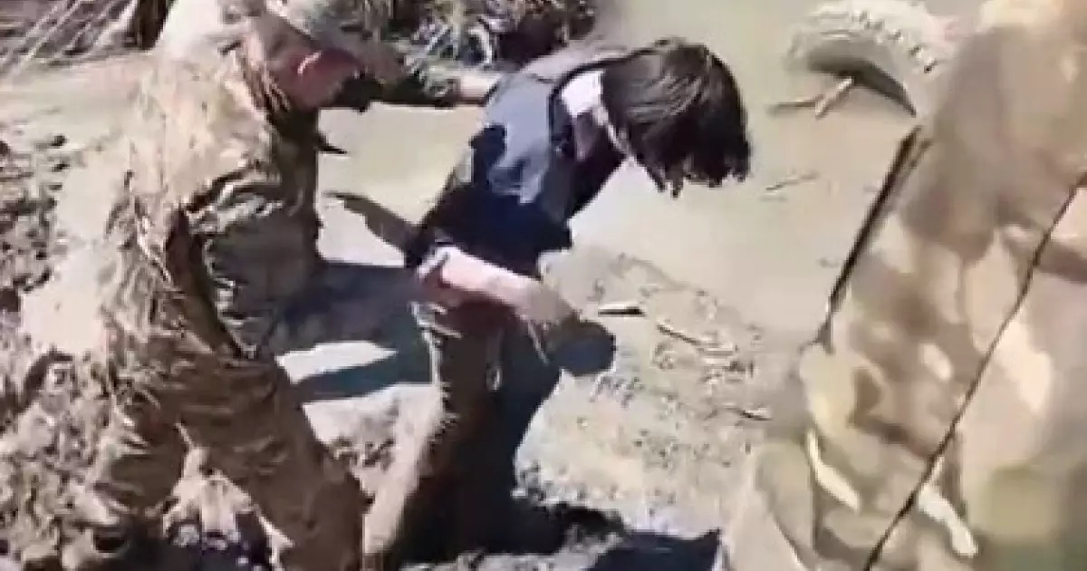  Қарағандыда батпақта қалған екі жасөспірімді құтқарушылар аман алып шықты 