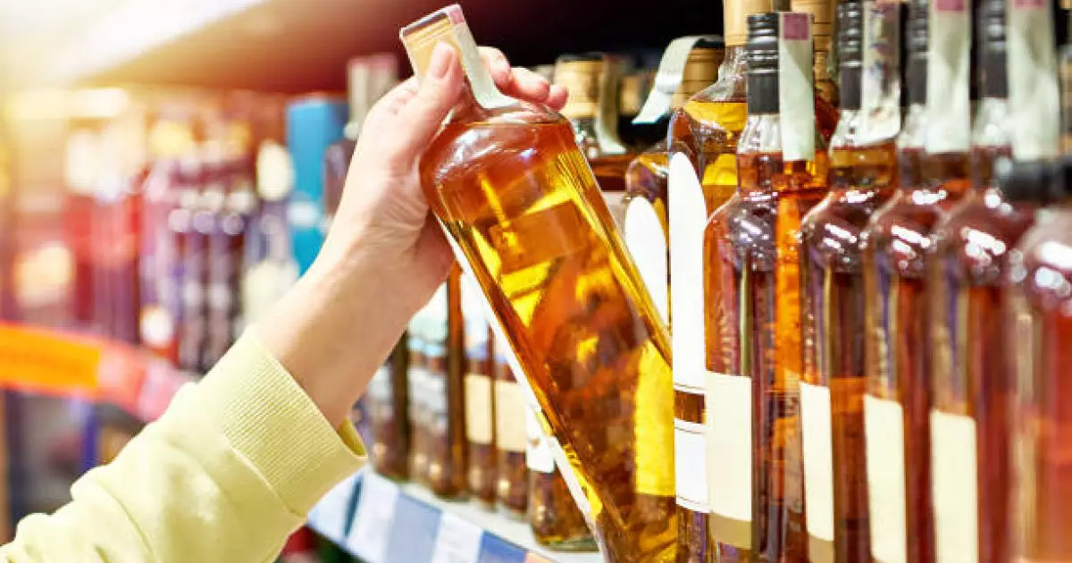  Көкшетауда жасөспірімдерге ішімдік сатқан дүкен иелері жауапқа тартылды 