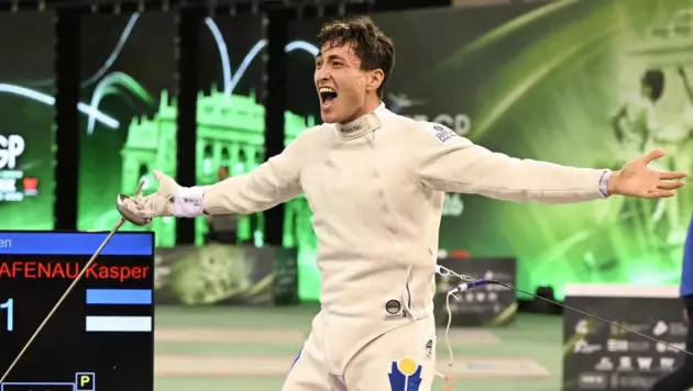 Казахстанец победил олимпийского чемпиона и взял медаль Гран-при