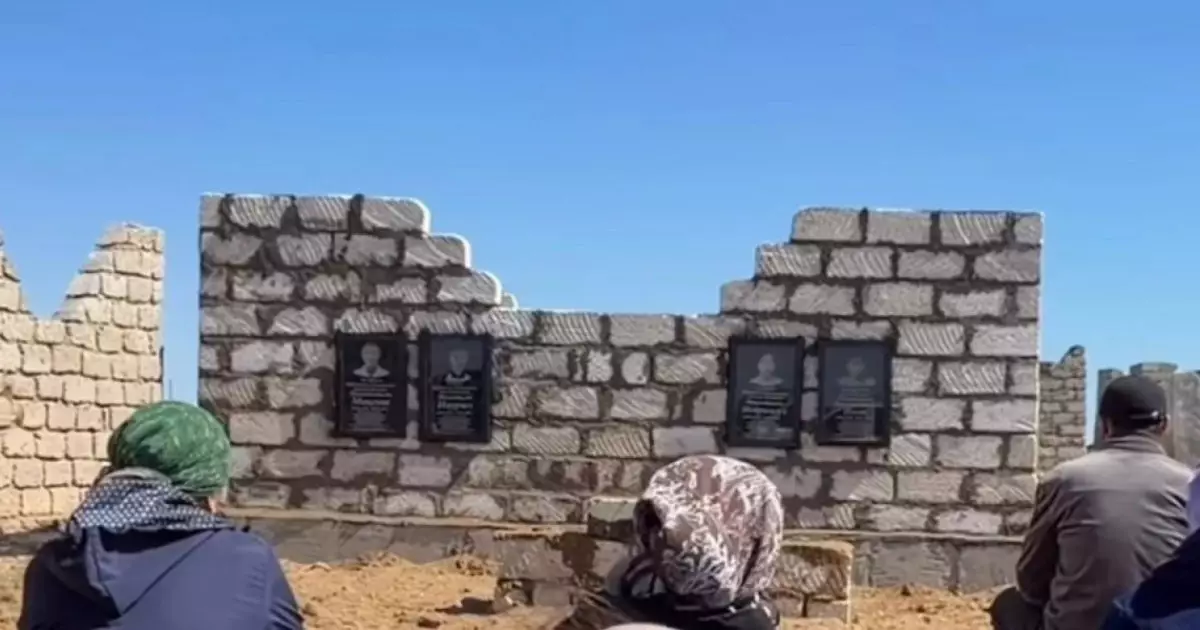   Атыраудағы қайғылы оқиға: ауыл тұрғындары марқұм болған отбасының бейітін тұрғызды   