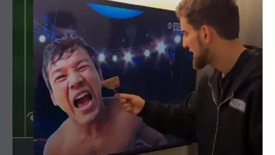 Еркебұлан Тоқтарды ресейлік әріптесі масқаралап, мазақтады