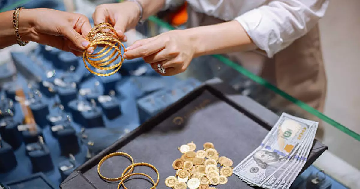  12 есе жоғары пайыз: Ақтөбеде заңсыз ломбард қызметін көрсеткен күдікті ұсталды 