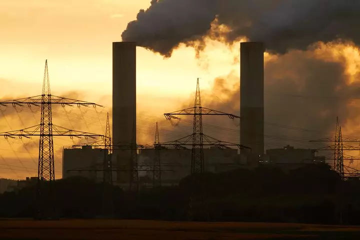 Выбросы на угольных электростанциях Казахстана хотят сократить на треть