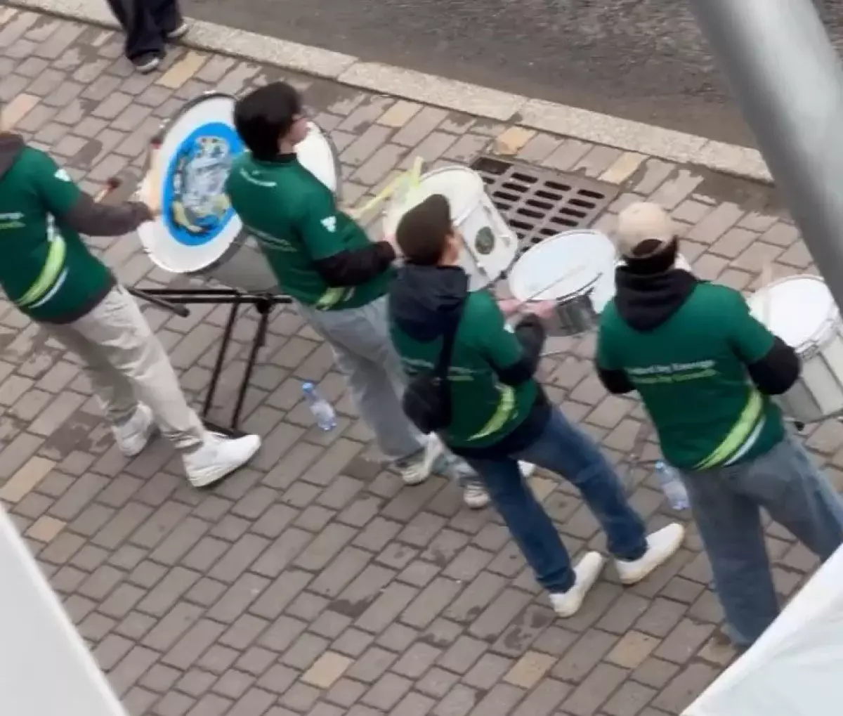 Звук барабанов под окнами в 7 утра разозлил жителей Алматы