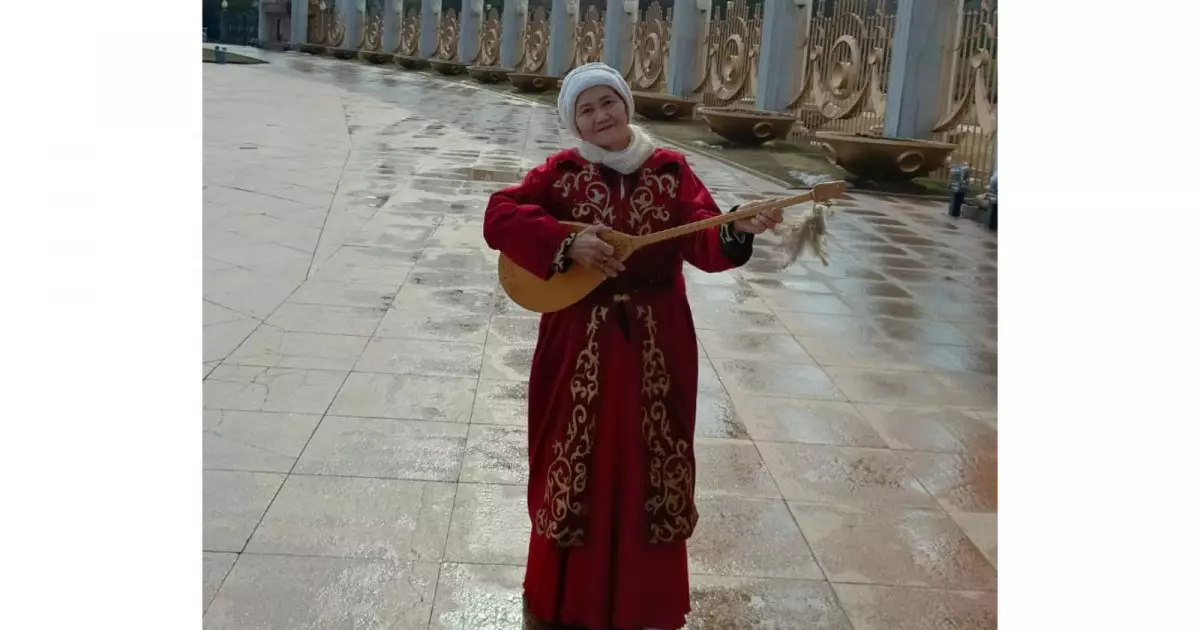  Абайдың әндерін 3 тілде шырқаймын – Ағылшыншаға судай 75 жастағы әже 