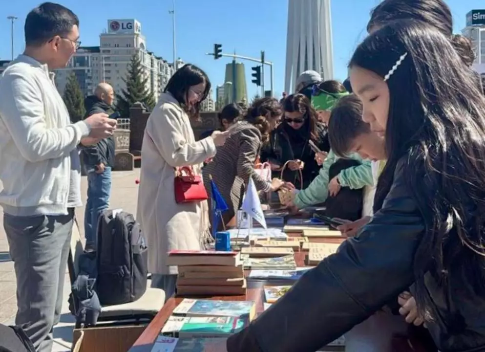 «Weekend. Book. Vibes»: в Казахстане прошли книжные выходные