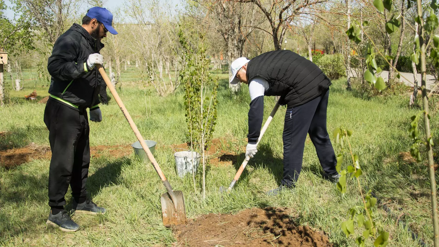 «Таза бейсенбі»: «Қазақмыс» жұмысшылары өңірлердің экологиясын жақсартуға үлес қосуда