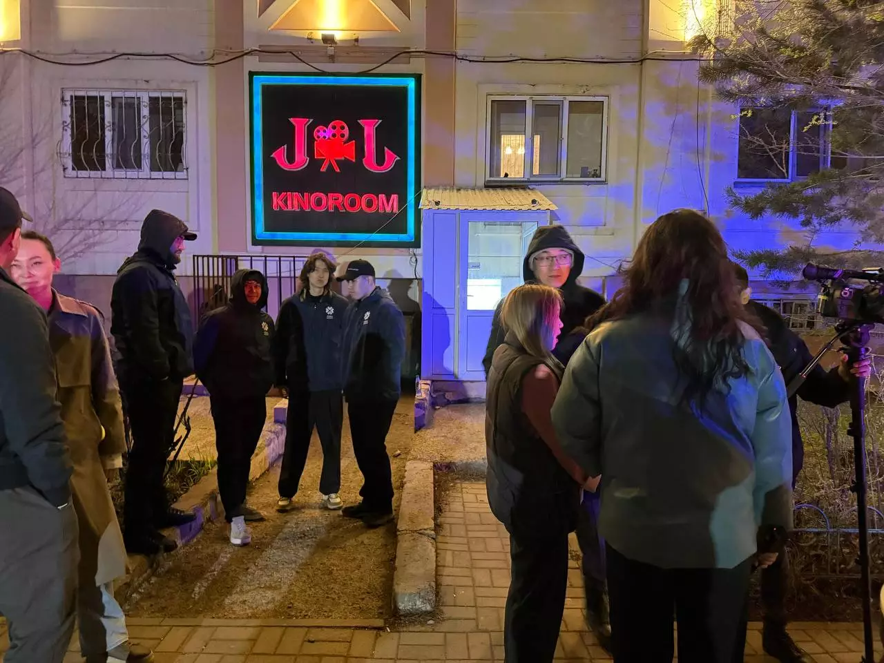 Түнгі рейд: Астанада кинорумдарда кәмелетке толмағандарды тексеру басталды