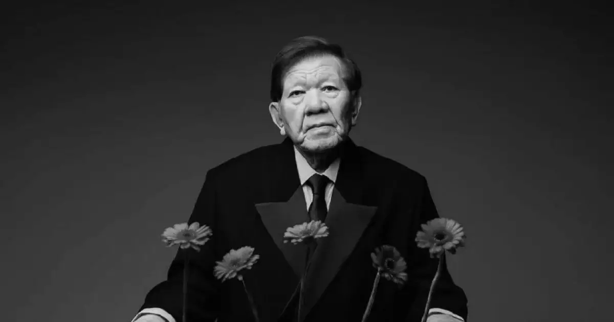  Президент Мұхтар Шахановтың отбасына көңіл айтты 