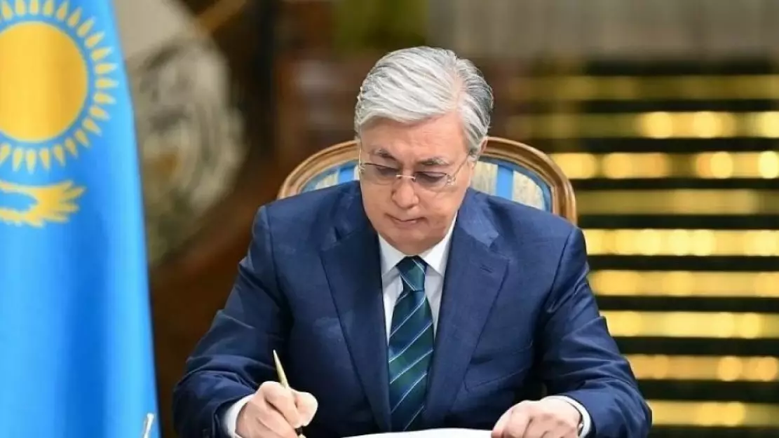 Президент Мұхтар Шахановтың қайтыс болуына байланысты көңіл айтты