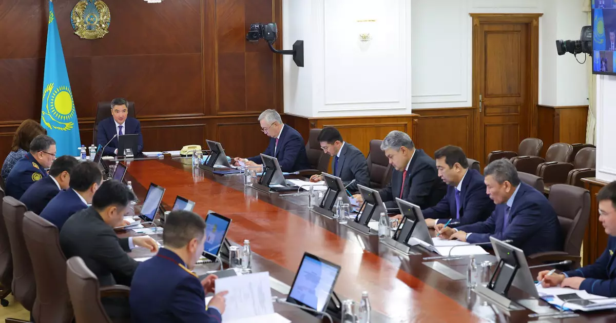  Көші-қон мәселелері ведомствоаралық комиссия отырысында талқыланды 