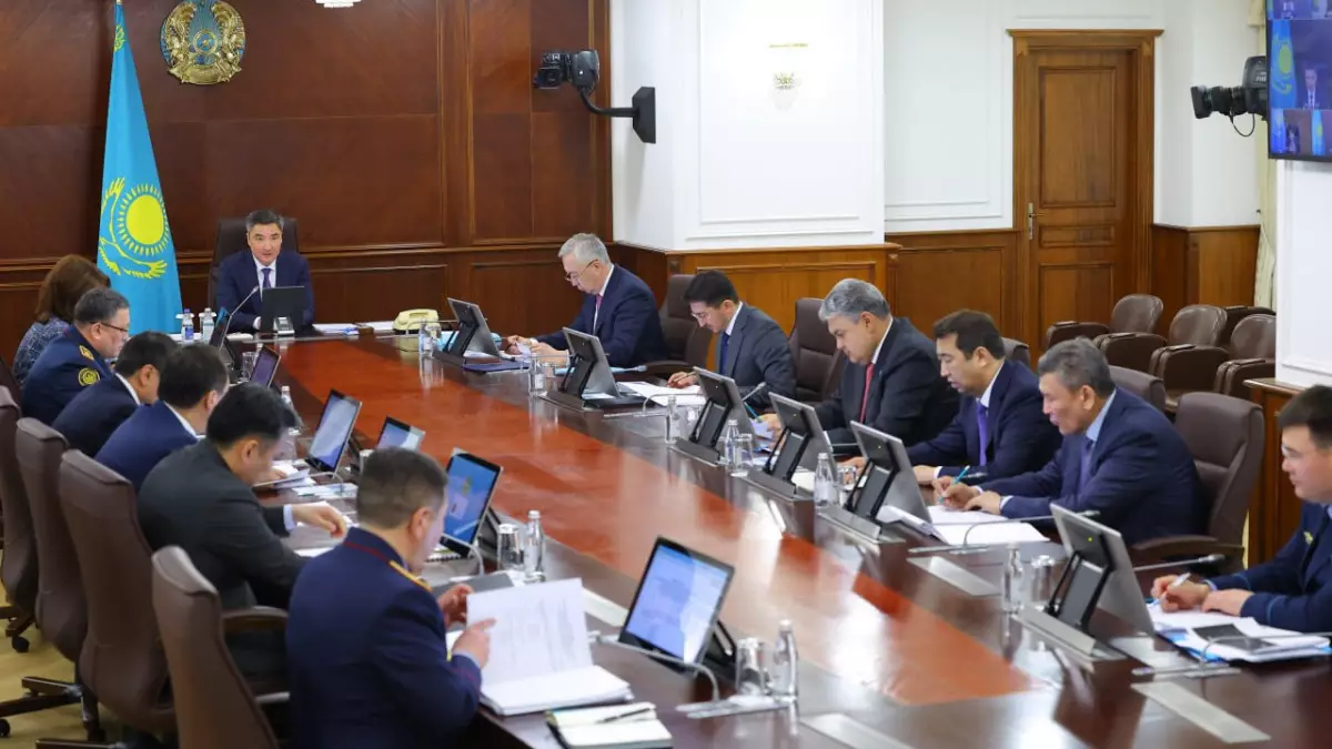 В Казахстане усилят контроль за миграцией и борьбу с фиктивной регистрацией