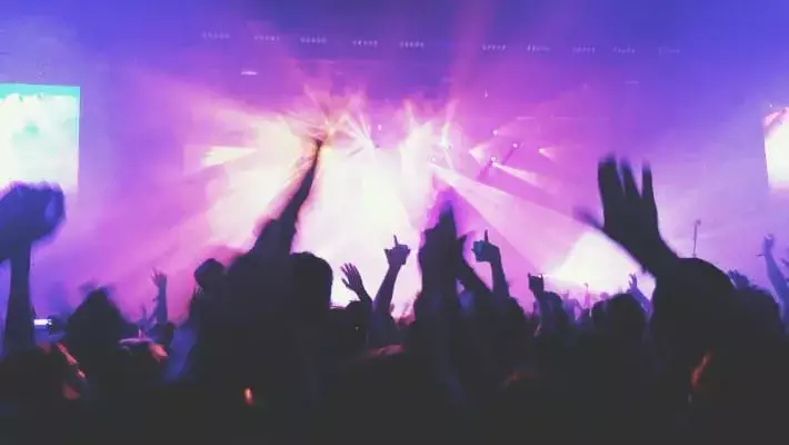 Артисты в Узбекистане задекларировали почти 4,7 млрд сумов доходов