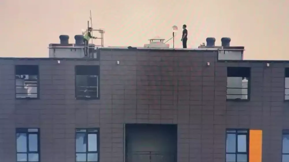 Драма на крыше ЖК в Астане - полиция показала видео переговоров