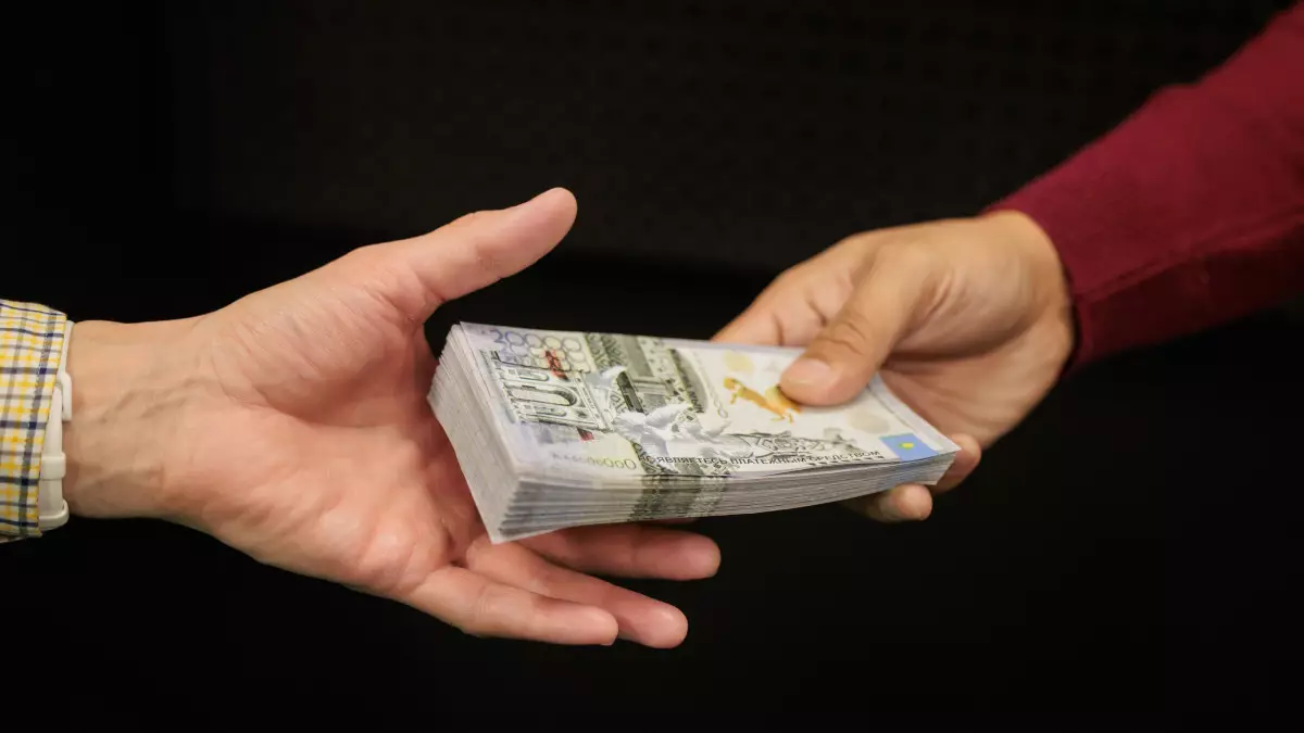 Өскеменде халықаралық іздеуде жүрген алаяқ ұсталды