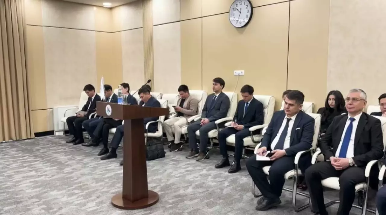 Ташкентте қазақ-өзбек саяси сарапшылары бас қосты