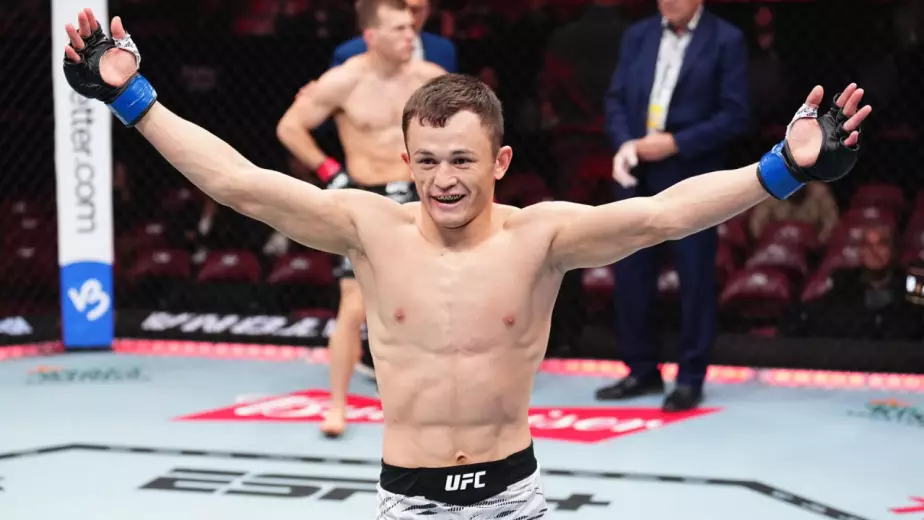 "Это же не казахстанская лига". Интервью Бекзата Алмахана: почему UFC дают ему самые сложные бои?