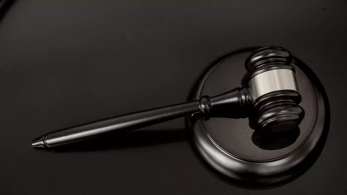 Түнгі клубтағы төбелес: бір адам көзінен айырылып, үш күдікті сотталды