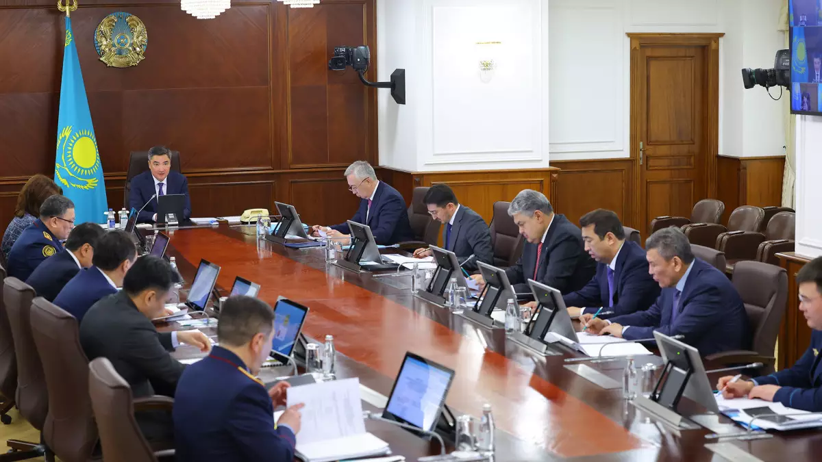 Көші-қон ережелері қатаңдайды: Жаңа талаптар жарияланды